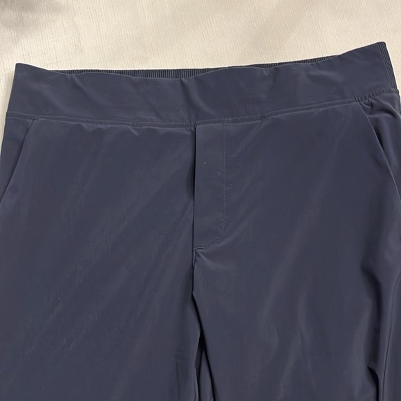 Athleta Navy Brooklyn Ankle Pant Sz 6 - Picture 4 of 5